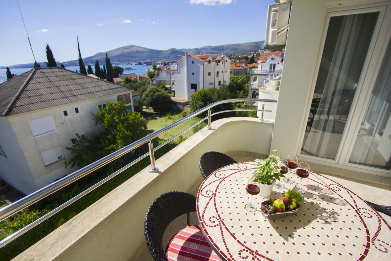 Apartments Paradise Трогир Экстерьер фото