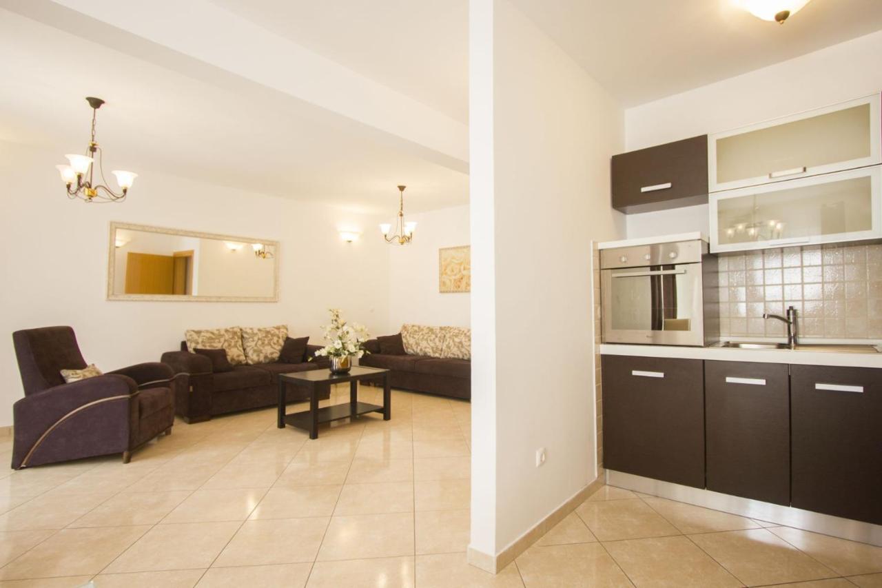 Apartments Paradise Трогир Экстерьер фото