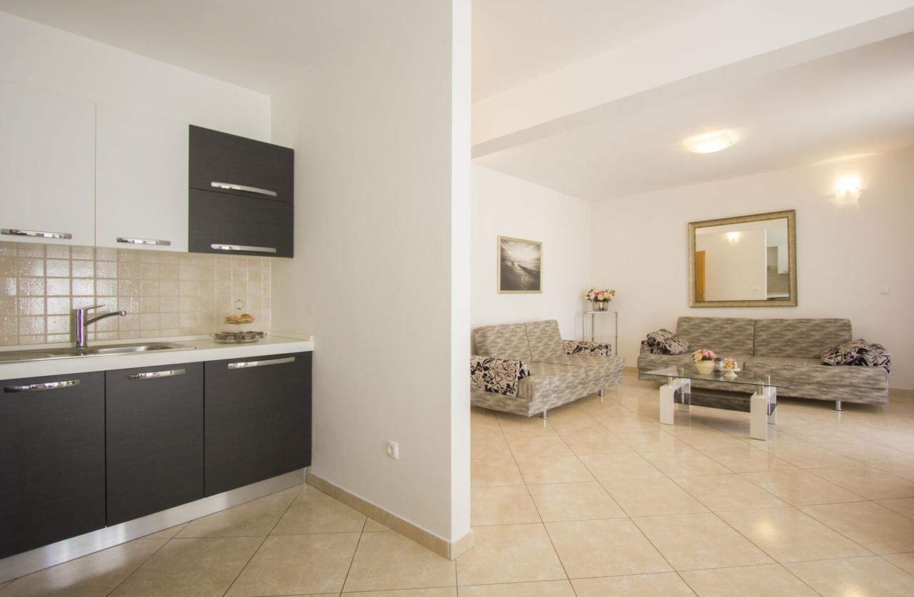 Apartments Paradise Трогир Экстерьер фото