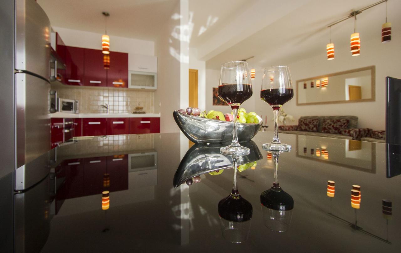 Apartments Paradise Трогир Экстерьер фото